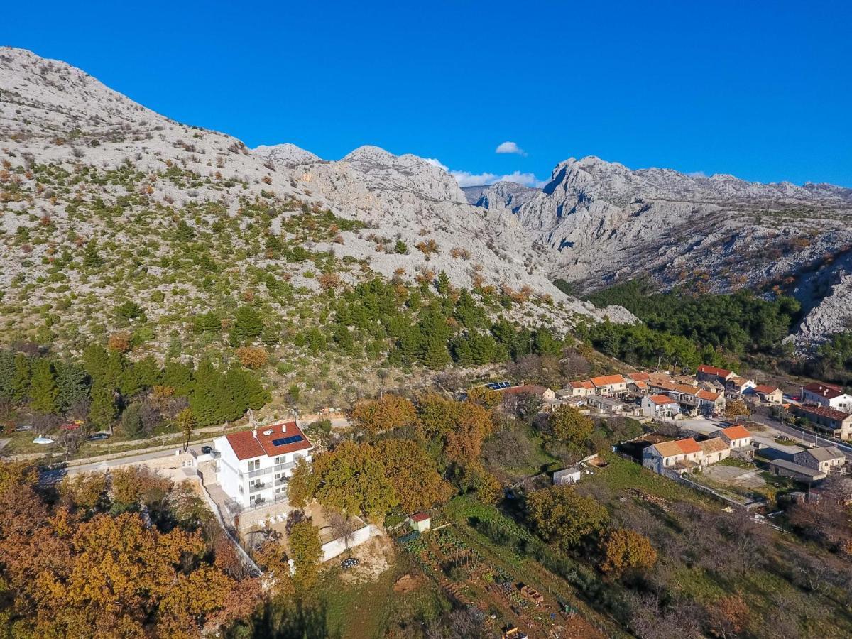 Apartmani Villa Paulo Starigrad Exterior photo