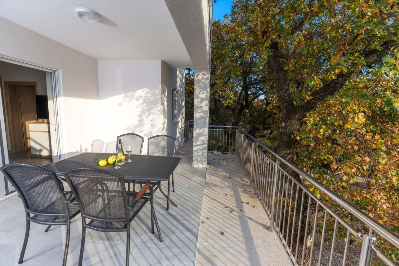 Apartmani Villa Paulo Starigrad Exterior photo