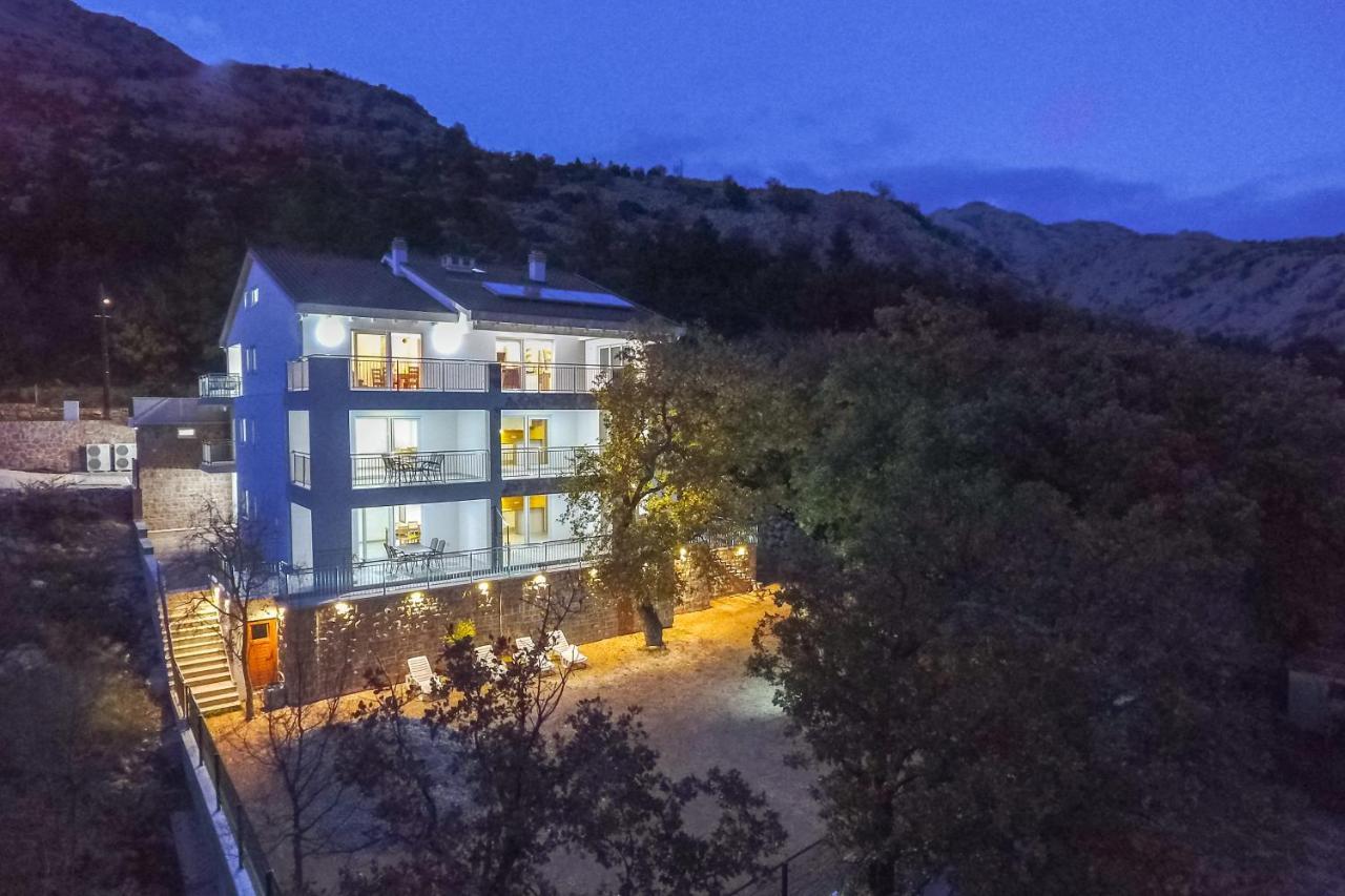 Apartmani Villa Paulo Starigrad Exterior photo